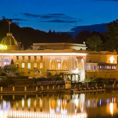 Apartament Avec Superbe Vue 5min A Pied Des Thermes Bagnoles de l'Orne Normandie