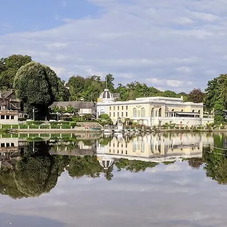 Avec Superbe Vue 5min A Pied Des Thermes Apartament *