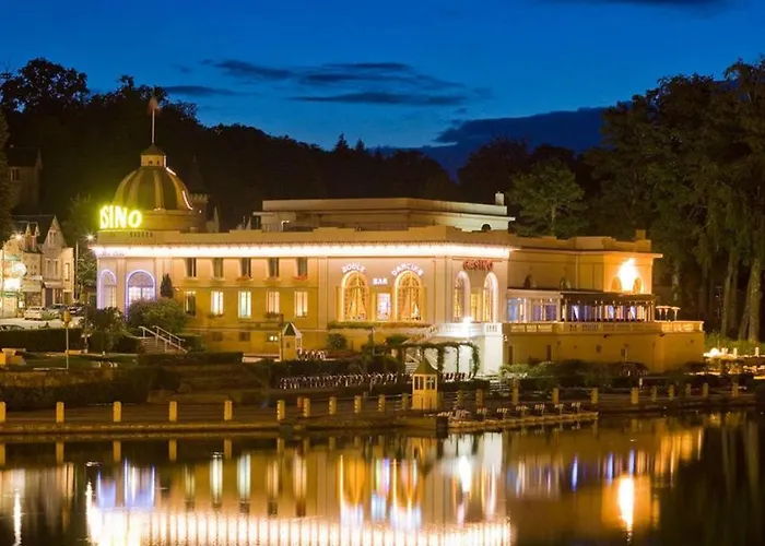 Appartement Avec Superbe Vue 5min à Pied Des Thermes Bagnoles de l'Orne Normandie