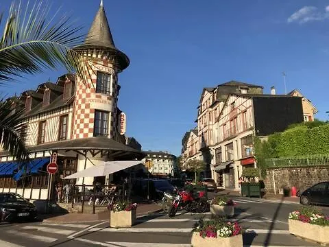 Appartement Avec Superbe Vue 5min à Pied Des Thermes Bagnoles de l'Orne Normandie